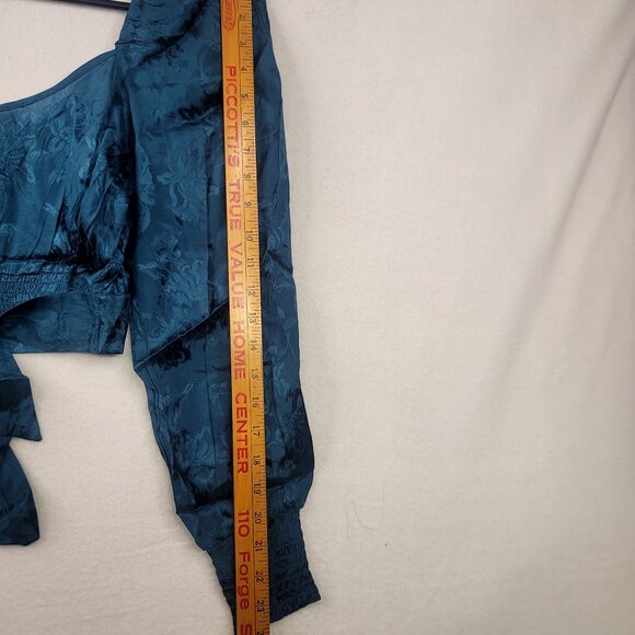 Band Of The Free Deep Teal Floral Jacquard Crossover Long Sleeve Crop Top Small - Picture 11 of 11